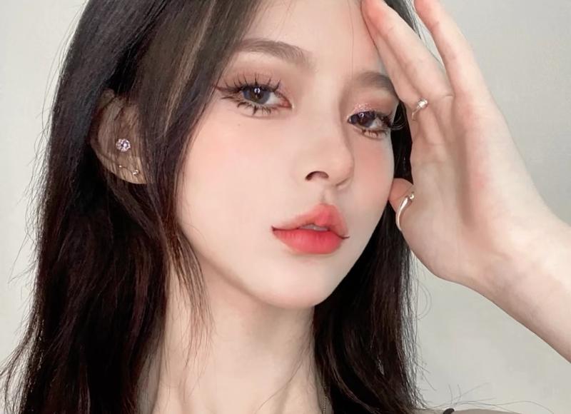 老婆聊天暧昧精神出轨怎么办，如何应对与老婆暧昧聊天导致精神出轨的问题？