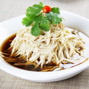​扬州名菜：清爽美味的大煮干丝的做法