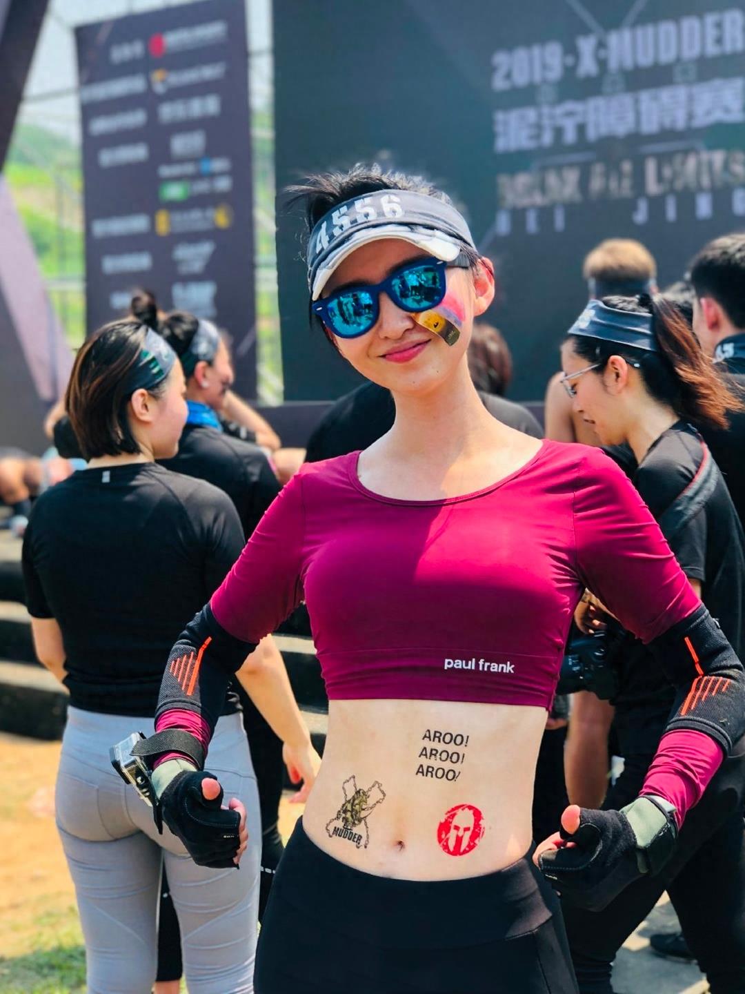 主持人大赛中的气场选手龚凡，不仅是学霸，更是爱运动的狂野女王