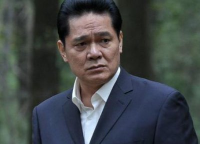 ​申军谊：爆红后娶初恋，为贾妮抛弃妻女，今和女儿相依为命