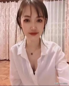 ​与王宝强离婚7年后，马蓉近况曝光，住着豪宅，独自带娃自称幸福