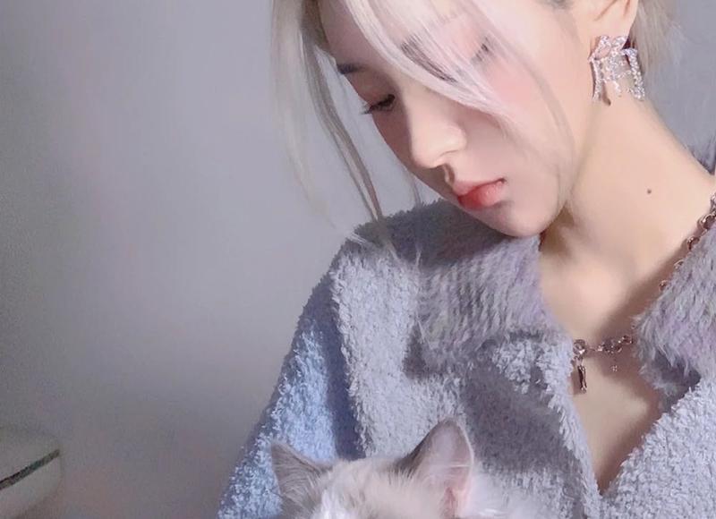 为什么下面会黑?女生下面黑是因为做得多么!