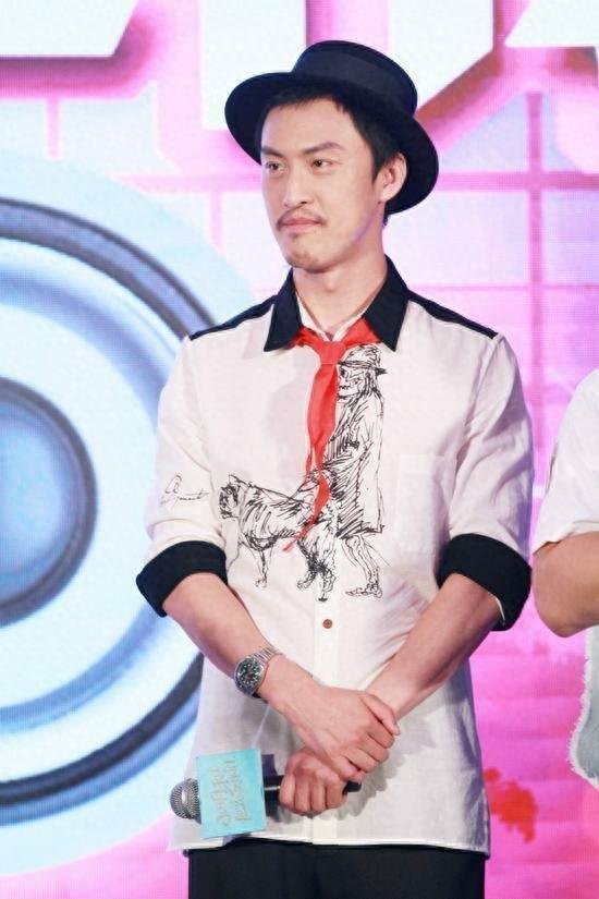 众多网友追捧的“海柱哥”，冯小刚为他打广告，受贾玲力捧大火