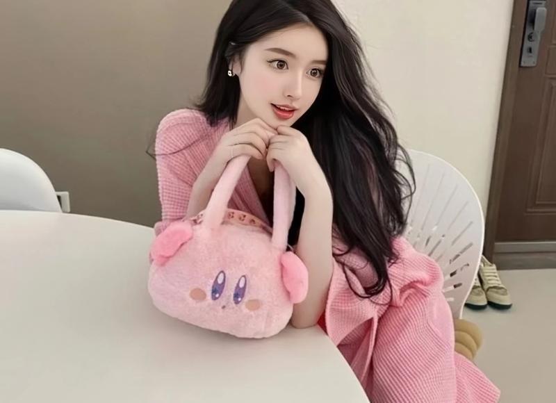 睡觉一边叫一边摇床 晚上的时候摇床是什么情况？