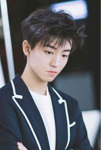 ​网上出现女版“王俊凯”，一夜爆红涨粉百万，却因这点遭网友痛骂