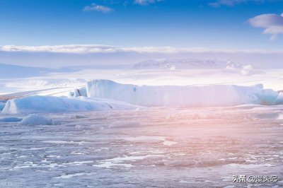 ​无论是想探索自然奇观，还是了解古老的文化遗产，冰岛都值得一去