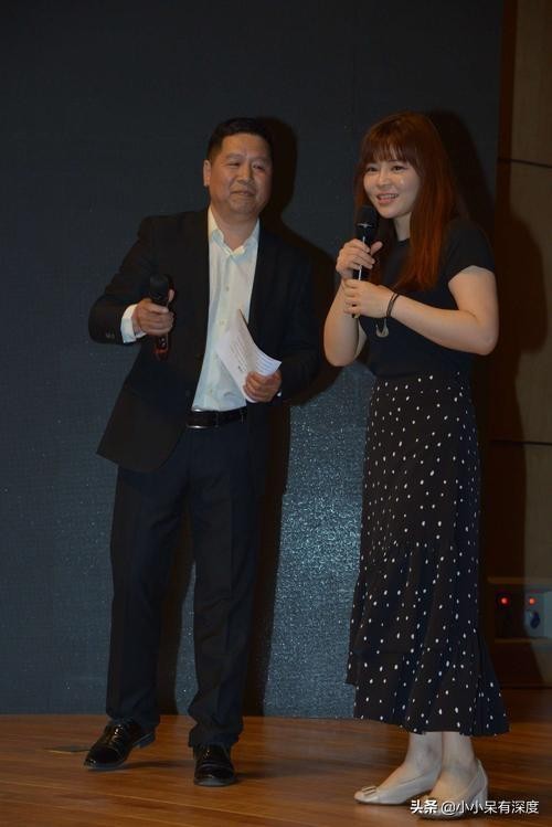 女钢琴演奏家陈萨（著名美女钢琴家陈萨）(33)