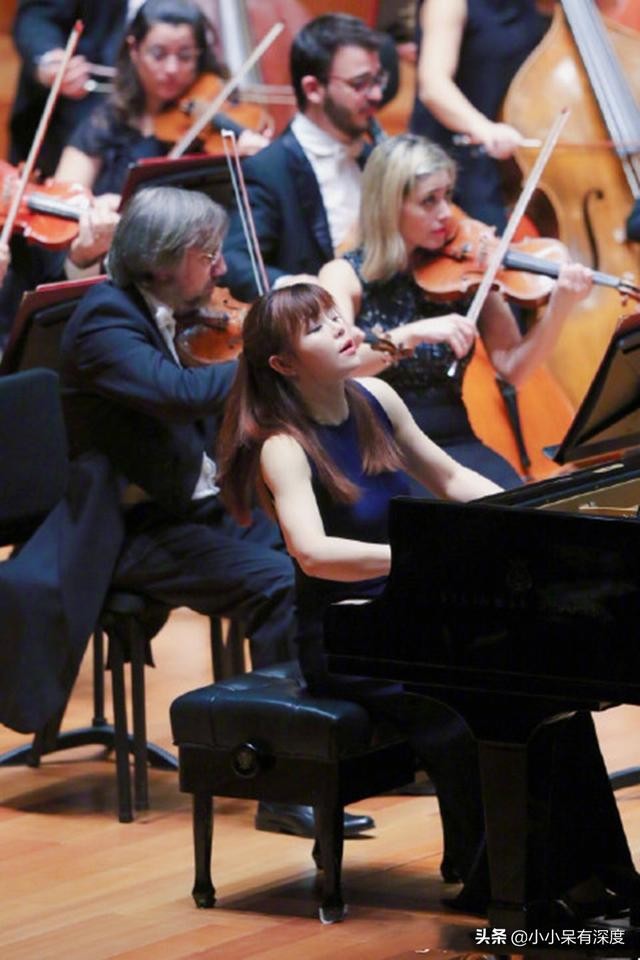 女钢琴演奏家陈萨（著名美女钢琴家陈萨）(14)