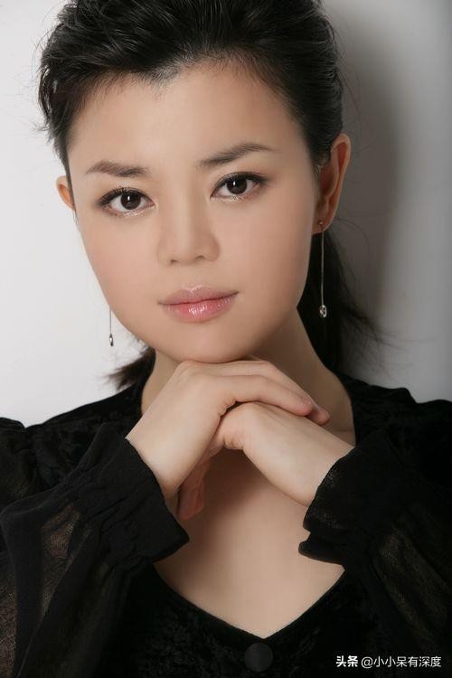 女钢琴演奏家陈萨（著名美女钢琴家陈萨）(6)