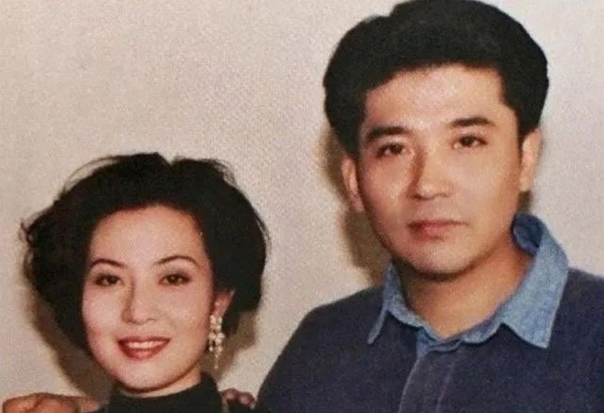 好男人孙淳个人资料，与傅丽莉携手38年膝下无子，花60万克隆爱犬陪伴左右