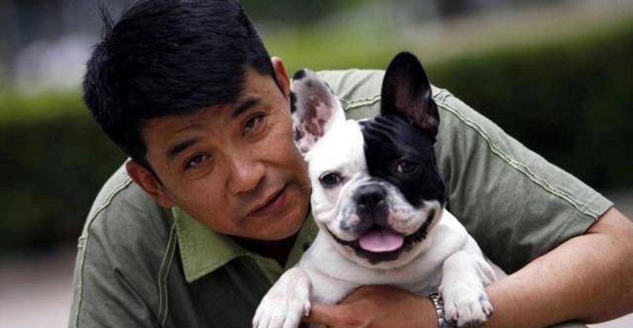 好男人孙淳个人资料，与傅丽莉携手38年膝下无子，花60万克隆爱犬陪伴左右