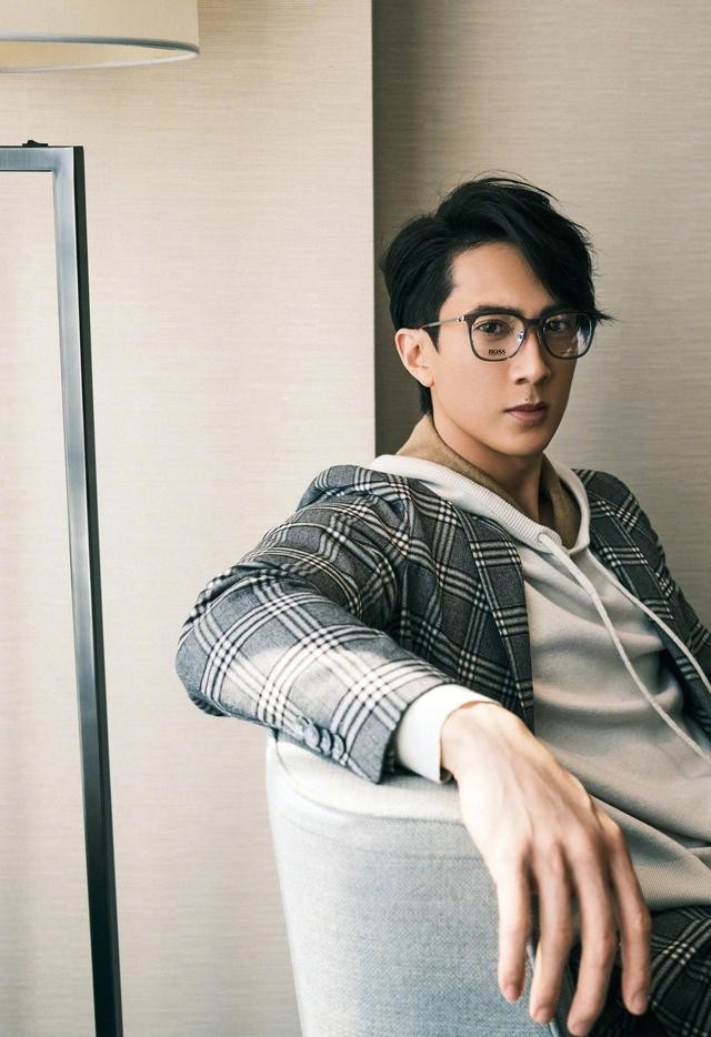 吴尊和老婆旧照（老婆是问姐夫要来的）(17)