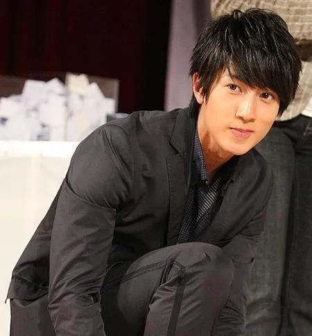 吴尊和老婆旧照（老婆是问姐夫要来的）(2)