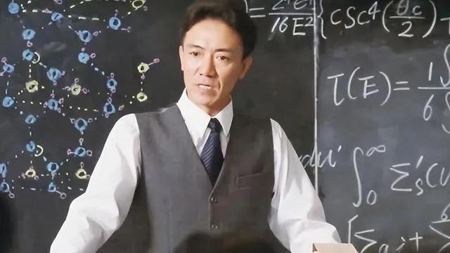 演员李幼斌：离婚后给前妻送车送房，拿下三婚的史兰芽