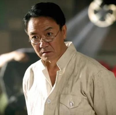 演员李幼斌：离婚后给前妻送车送房，拿下三婚的史兰芽