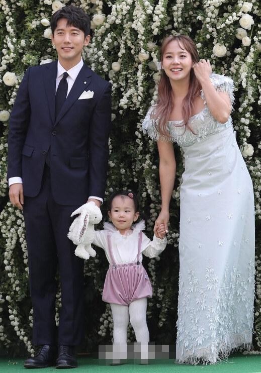 柳真和奇太映的关系（被林允儿誉为SM第一美人的柳真）