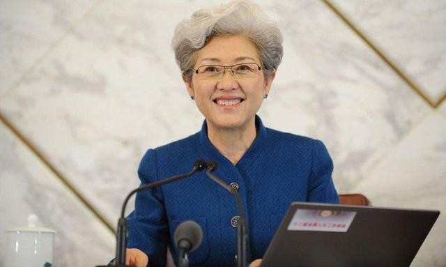 傅莹做过外交部发言人吗（最美外交官傅莹）(1)