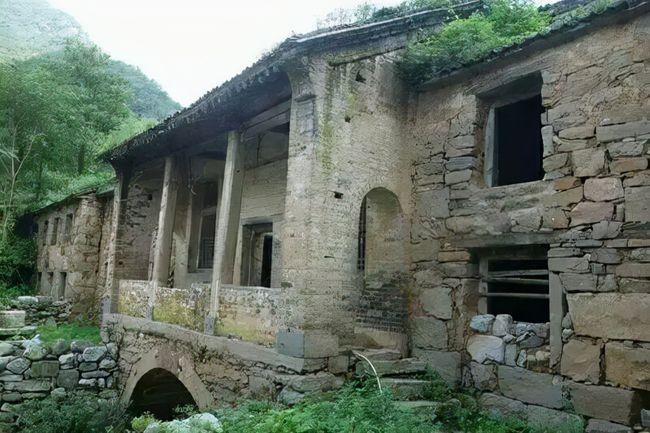 封门村照片，封门村剧组死亡是真的(封门村事件是真的吗)