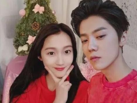 关晓彤什么时候考的编制（关晓彤等人陆续考编制）(8)