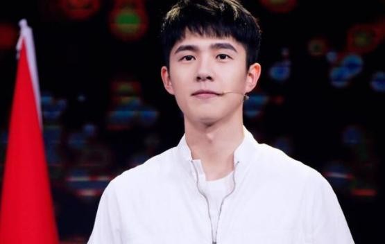 关晓彤什么时候考的编制（关晓彤等人陆续考编制）(2)