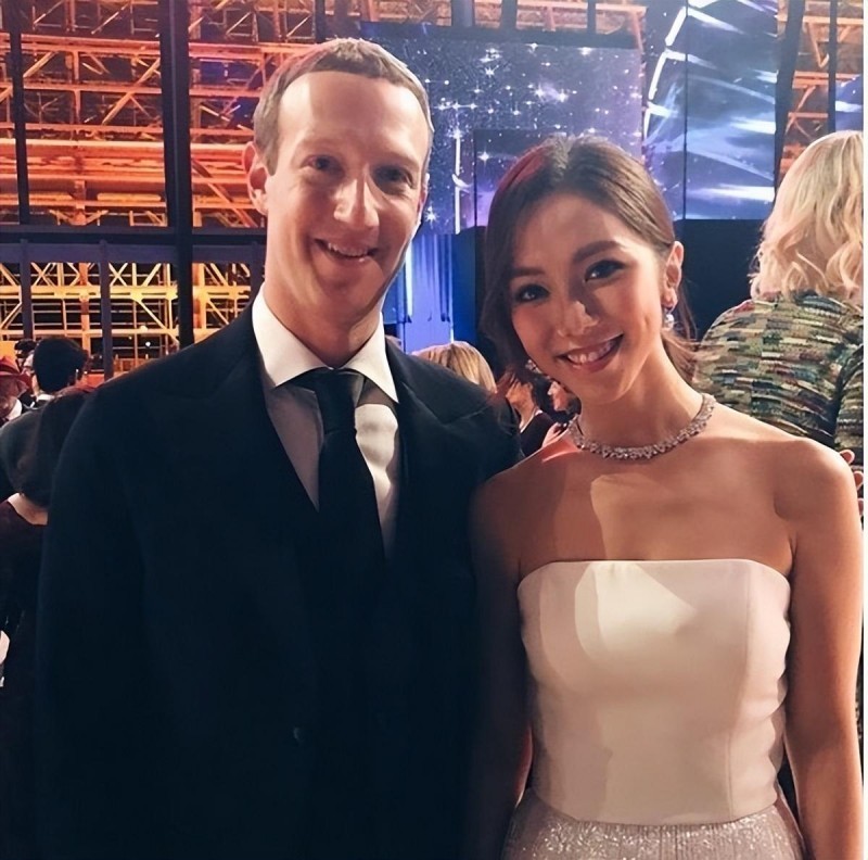 邓紫棋前男友是谁（邓紫棋的心酸情史）