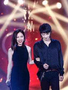 ​邓紫棋前男友是谁（邓紫棋的心酸情史）