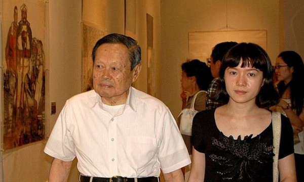 杨振宁是谁什么是人物传记,杨振宁到底是什么样的人图3