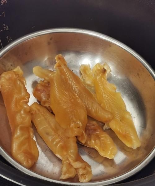 花胶放在冰箱冷藏还是冷冻