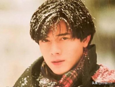 ​年轻时候的郭富城有多帅，这组雪地照片，秒杀一众小鲜肉