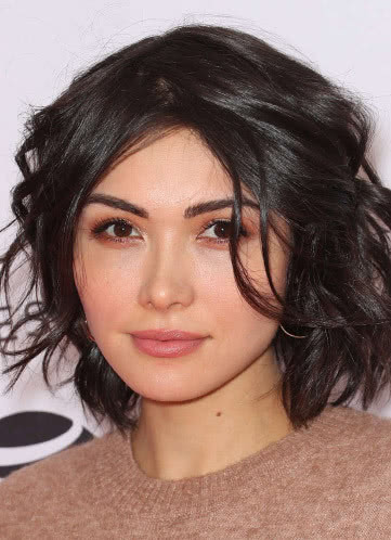 丹妮艾拉·皮内达个人资料写真作品