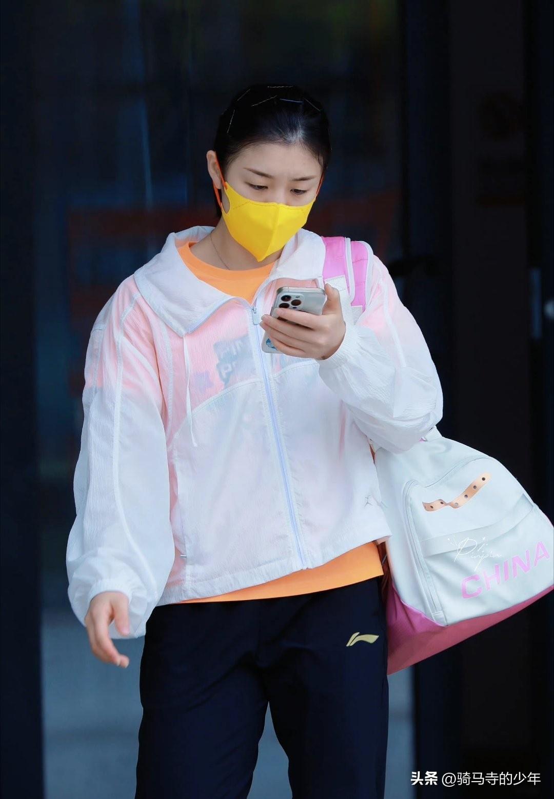 孙颖莎个人资料简介及身高（孙颖莎难成大满贯，身高成为最大短板？）