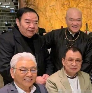 ​香港演员许绍雄家世(TVB金牌演员许绍雄家世显赫)