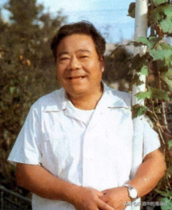 ​演员铁牛：参加过新四军，弥勒佛扮相最为经典，93岁仙逝