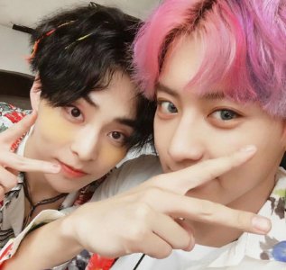 ​著名四大私生饭的事迹（EXO四大私生饭）