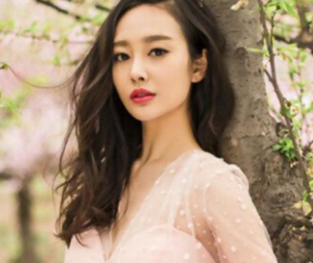 娱乐李纯个人资料老公(李纯和谁结婚了)  2