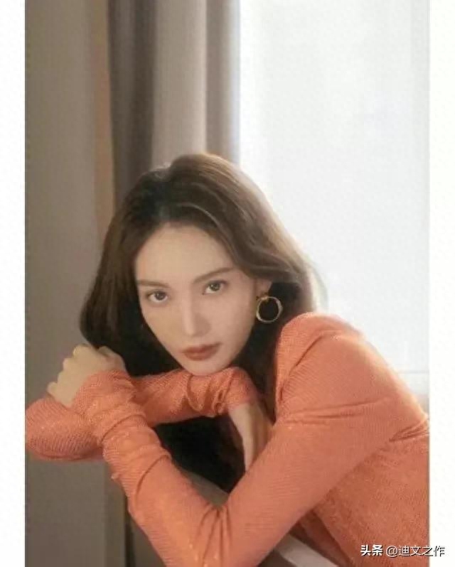 金晨个人资料  一位非常漂亮出色的女明星，她的身高和长相都让人印象深刻