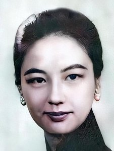 ​她是上海第一名媛：当年和戏子私奔后，生下了6个家喻户晓的名人