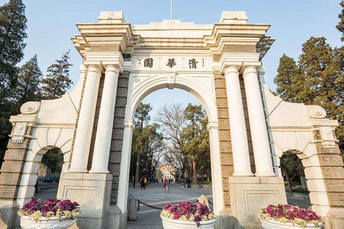 四川高考理科状元，黎雨佳脚踏实地去做每一件事，我在清华等你！