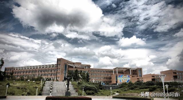 江西景德镇陶瓷大学的排名（高校解读-景德镇陶瓷大学）(2)