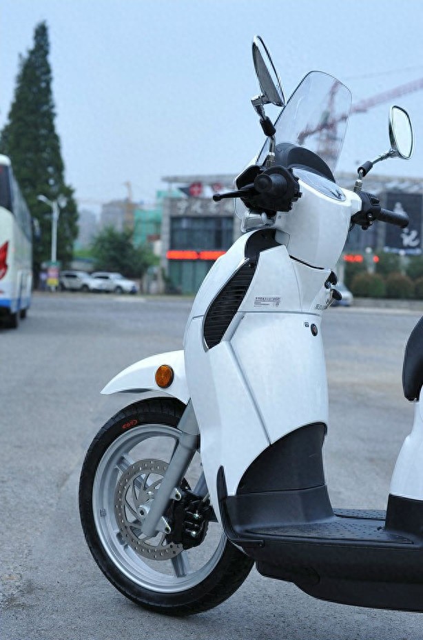 车友2.3万提台圣甲虫200，动力优异外观丑爆，跟巧格佳御没法比