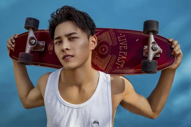 叶世荣冥婚咋回事（叶世荣前女友去世竟举行冥婚）