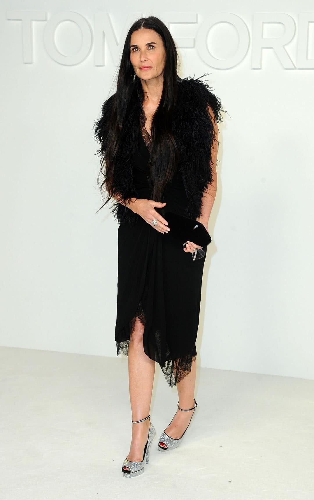 黛米·摩尔个人资料写真作品