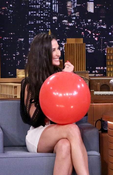 黛米·摩尔个人资料写真作品