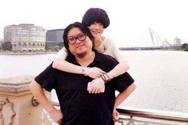 高晓松老婆徐粲金出轨真相 戴绿帽子的男星都有谁