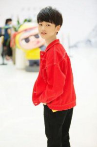 ​00后童星芦展翔：星途璀璨