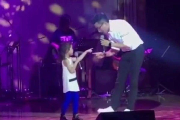 小糯米和刘恺威唱歌是什么节目 “亲子”表演这里有