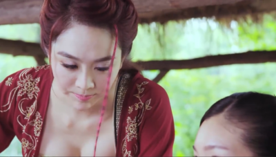 ​姜妍湿胸图片曝光 扮演医馆笑传柳若馨被赞胸好大