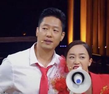 39岁凌潇肃妻子，是熟悉的她，难怪和姚晨离婚