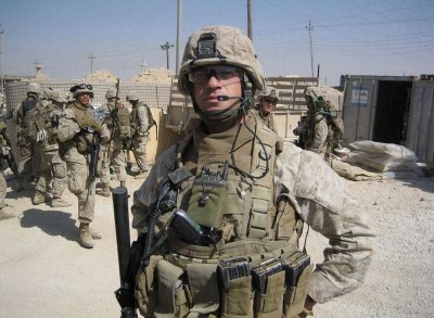 ​中国防弹衣质量有多好？伊拉克战争中，英军被连续击中12枪都没事