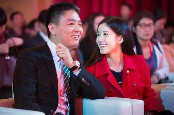 章泽天抛售豪宅：比起爱情，我更相信金钱